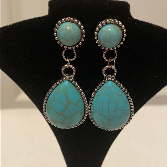 🏆HP🏆🆕Vintage 👀BOHO Tear Drop Turq Earrings - Picture 2 of 3